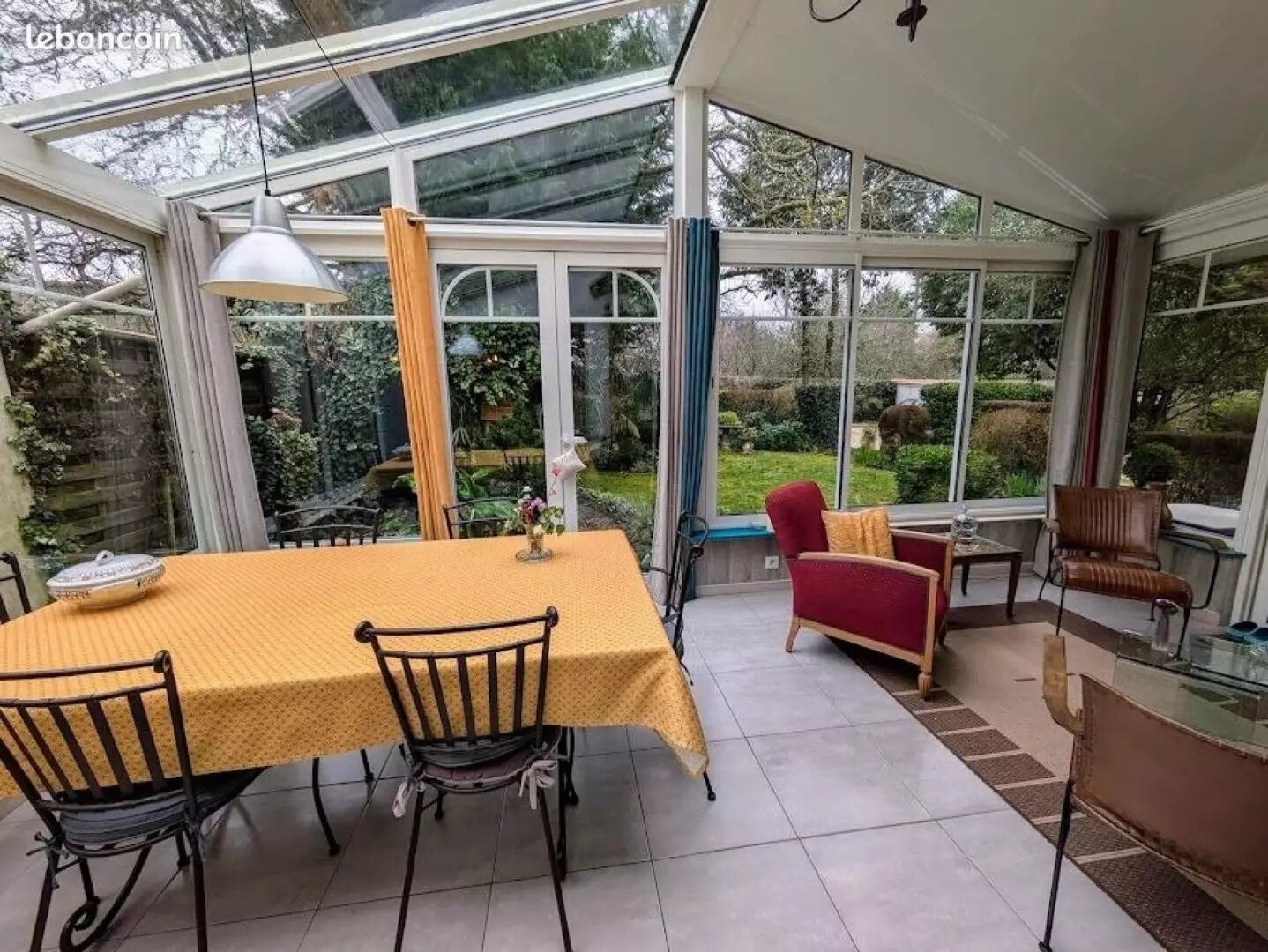 Maison à vendre, 220m², Saint-Romain-de-Benet