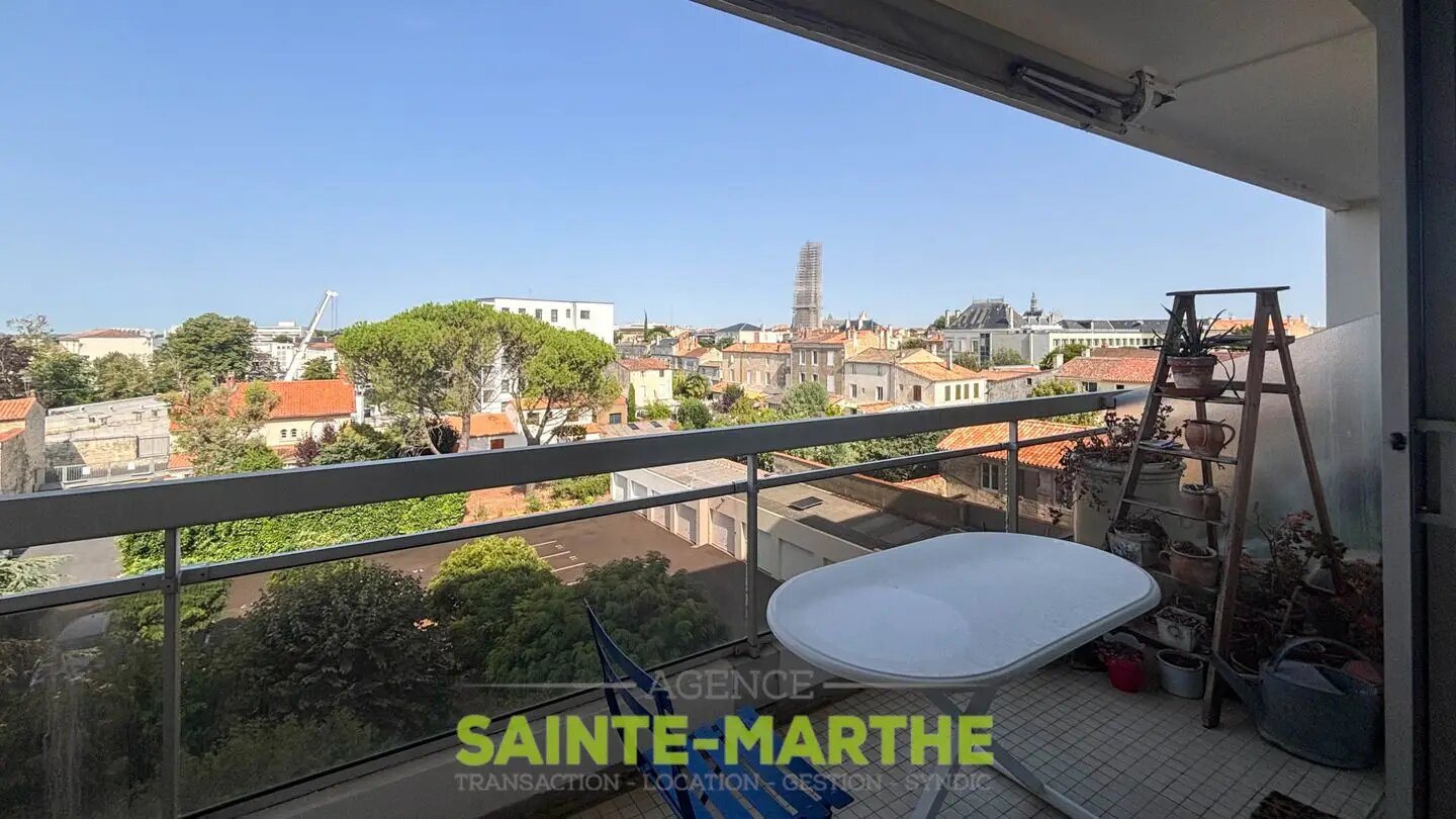 Appartement à vendre, 84m², Niort