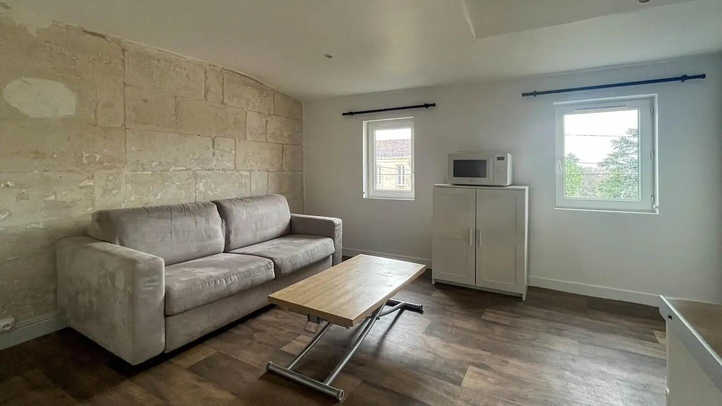 Appartement à louer, 18m², Niort