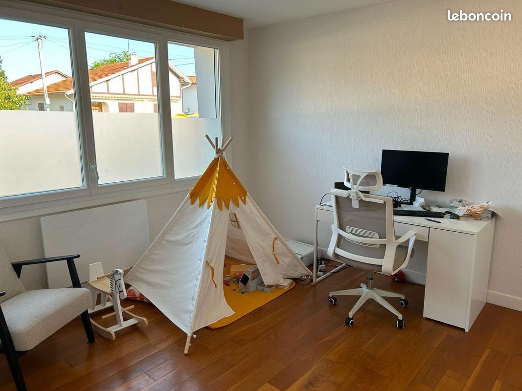Maison à louer, 102m², Libourne