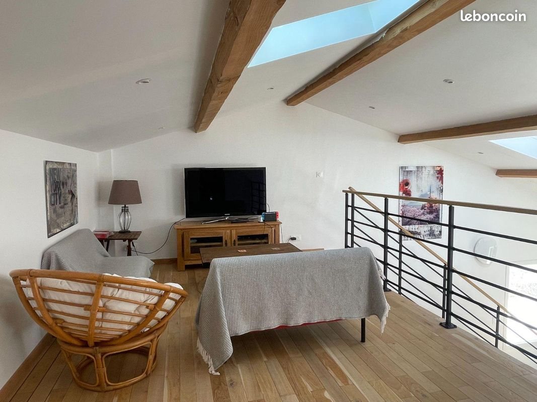 Maison à vendre, 212m², Saint-Médard-de-Guizières