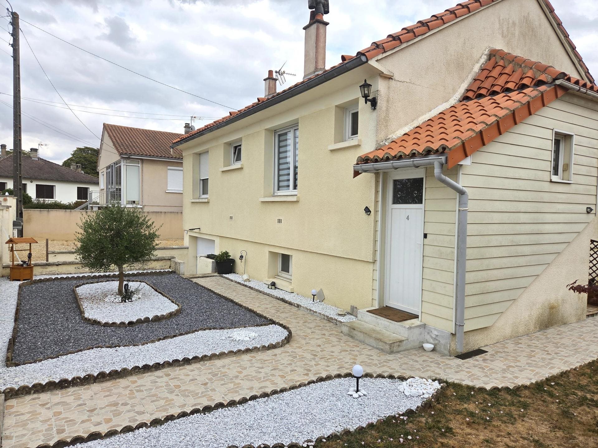 Maison à vendre, 59m², Saint-Jean-de-Thouars