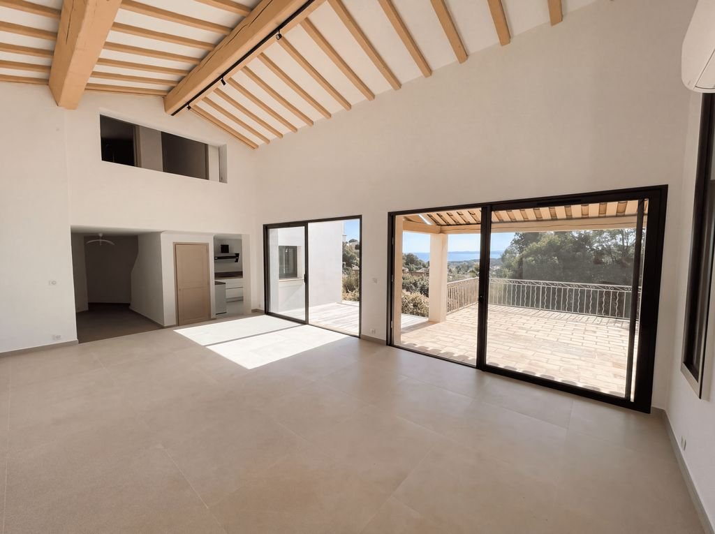 Maison à vendre, 150m², Roquebrune-sur-Argens
