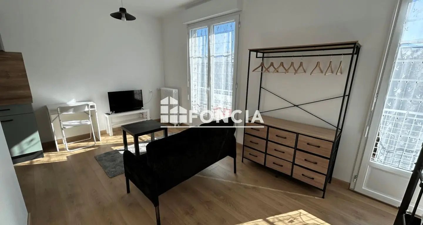 Appartement à louer, 28m², Laon
