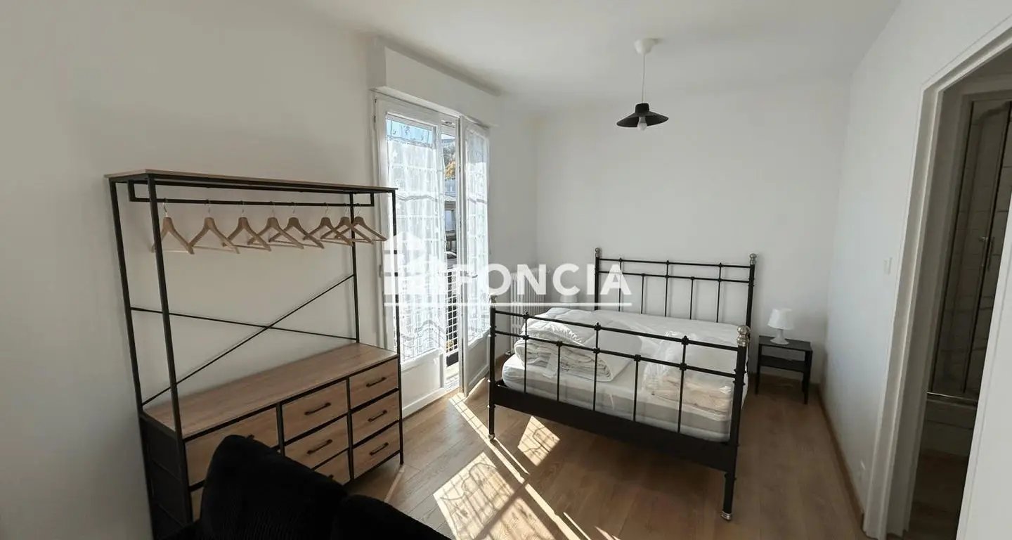 Appartement à louer, 28m², Laon