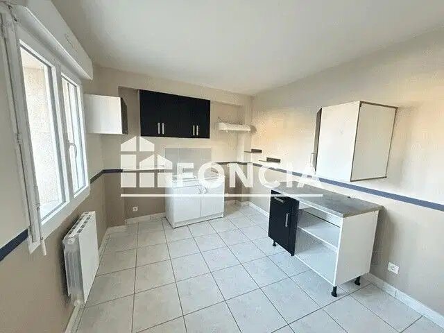 Maison à louer, 77m², Sissonne