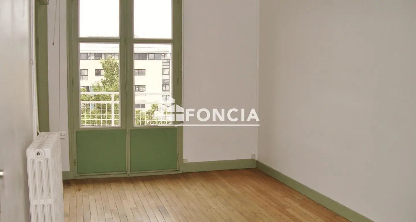 Appartement à louer, 74m², Laon