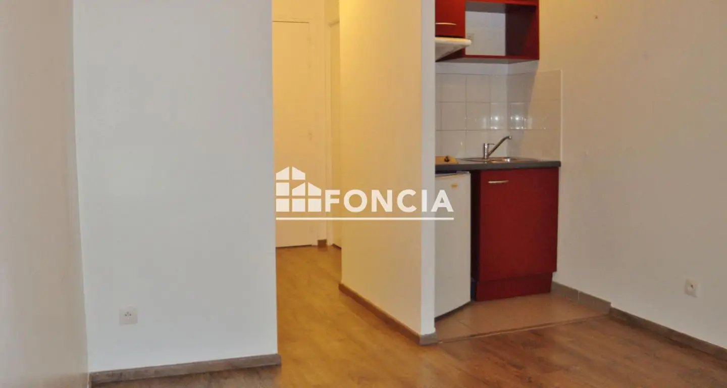 Appartement à louer, 30m², Laon