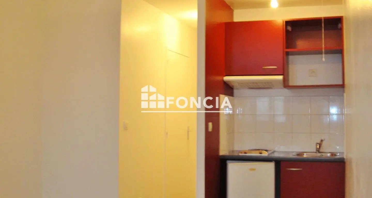 Appartement à louer, 30m², Laon
