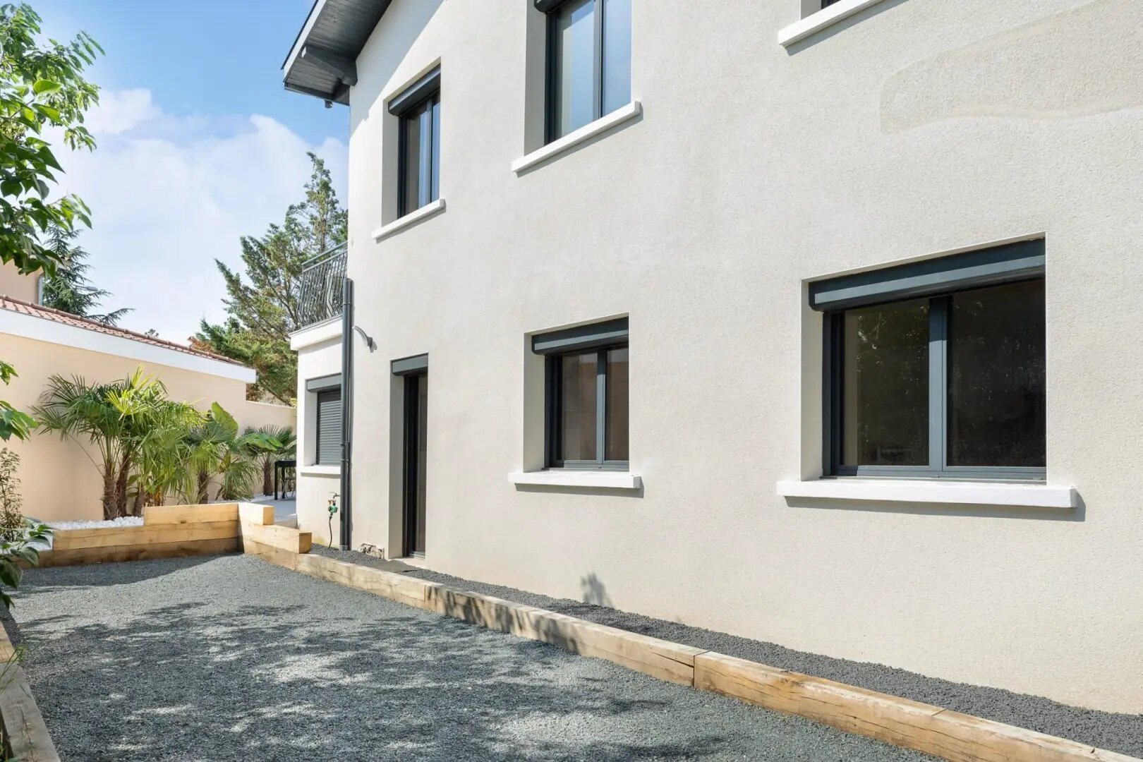 Maison à vendre, 175m², Saint-Genis-les-Ollières