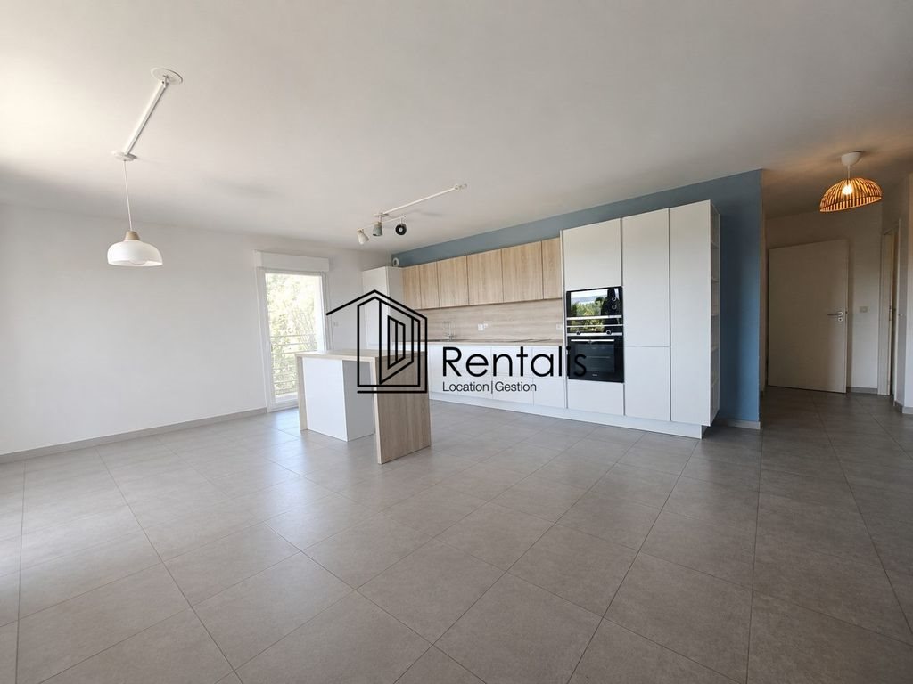 Appartement à louer, 87m², Thoiry
