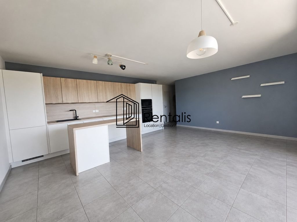 Appartement à louer, 87m², Thoiry