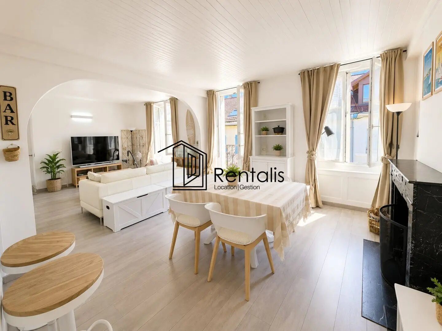 Appartement à louer, 66m², Gex