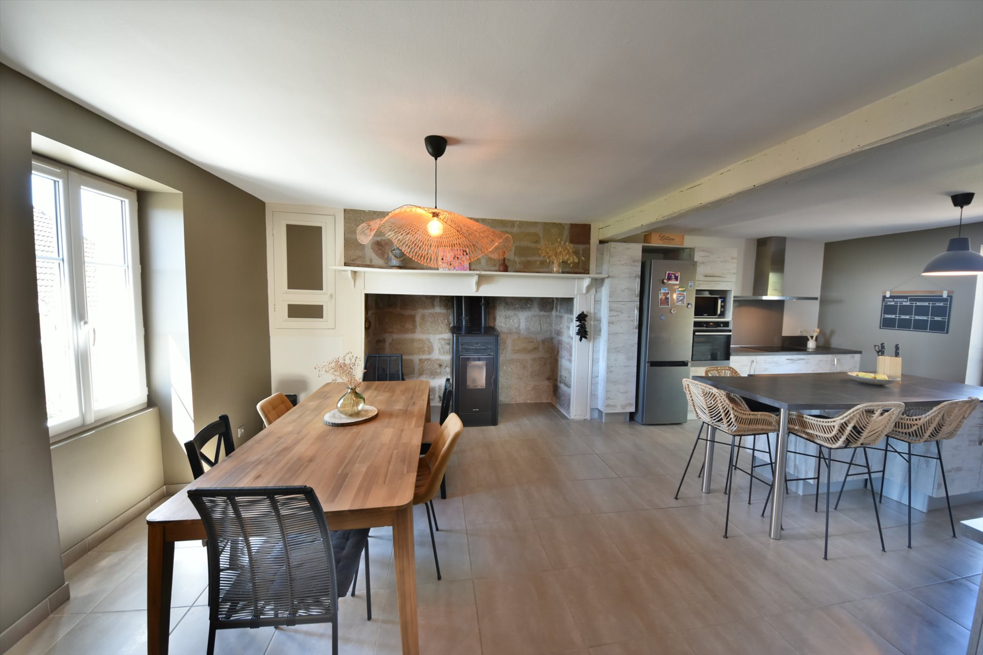 Maison à vendre, 195m², Saint-Pantaléon-de-Larche