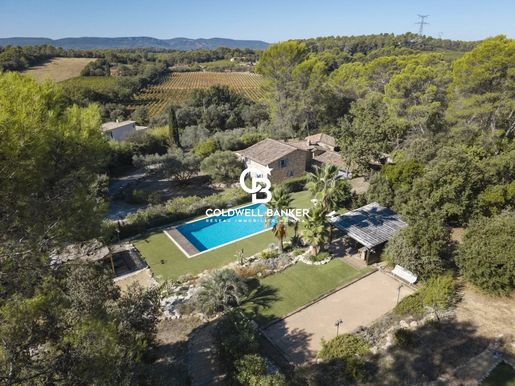 Maison 7 pièces 305 m² · à Lorgues · 305 m² · 1 860 000 €