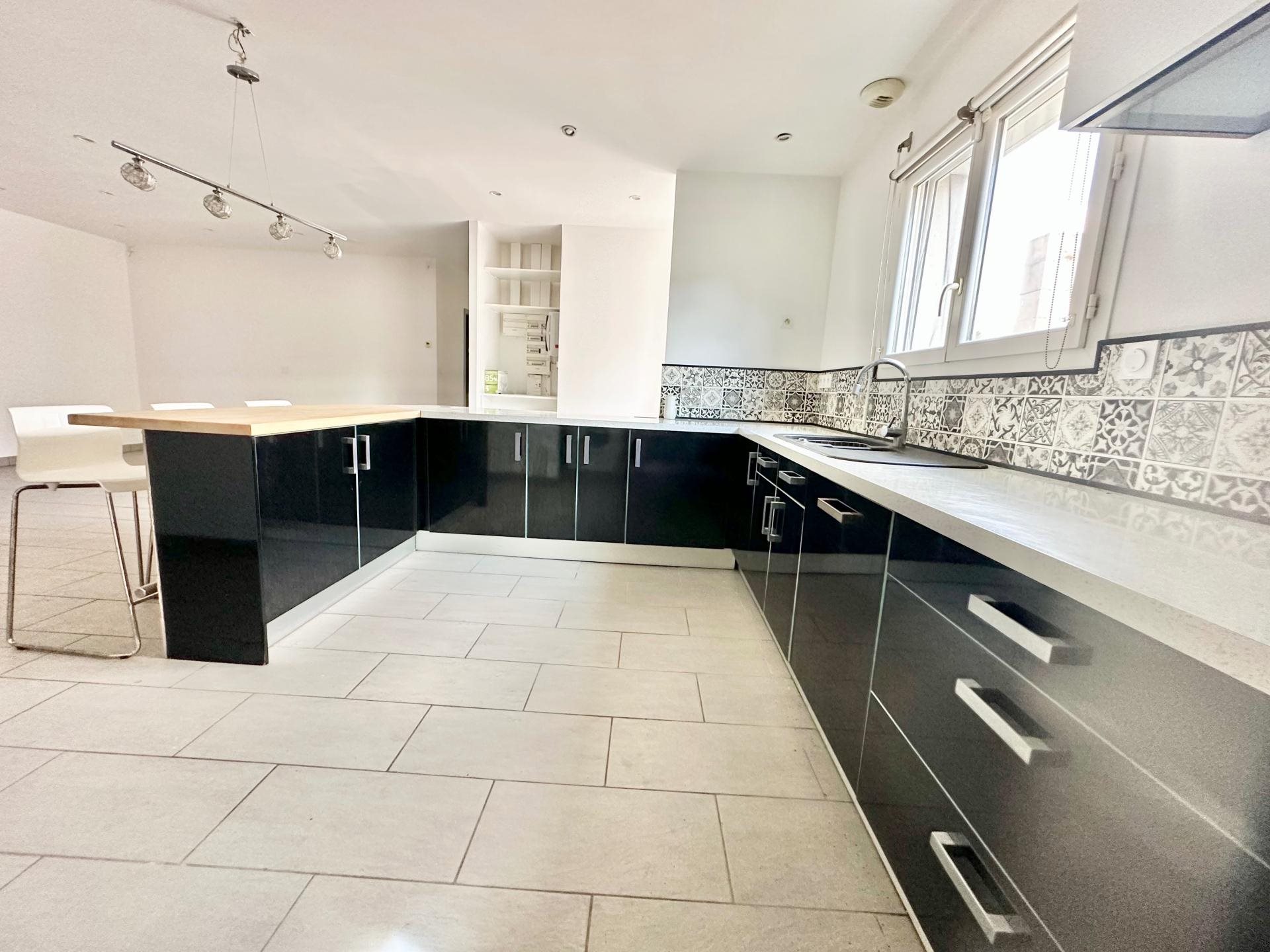 Maison à vendre, 101m², Bedenac