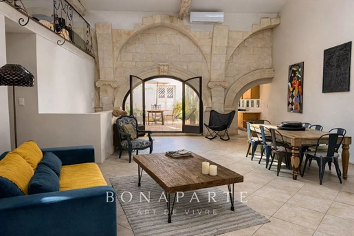 Appartement 4 pièces 140 m² · à Saint-Rémy-de-Provence · 140 m² · 790 000 €