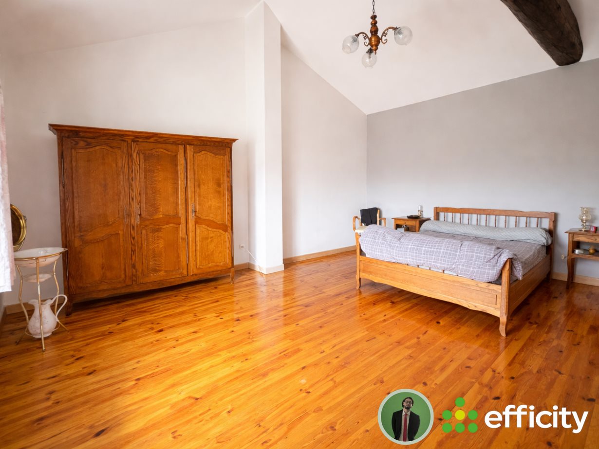 Maison à vendre, 258m², Corcelles-en-Beaujolais