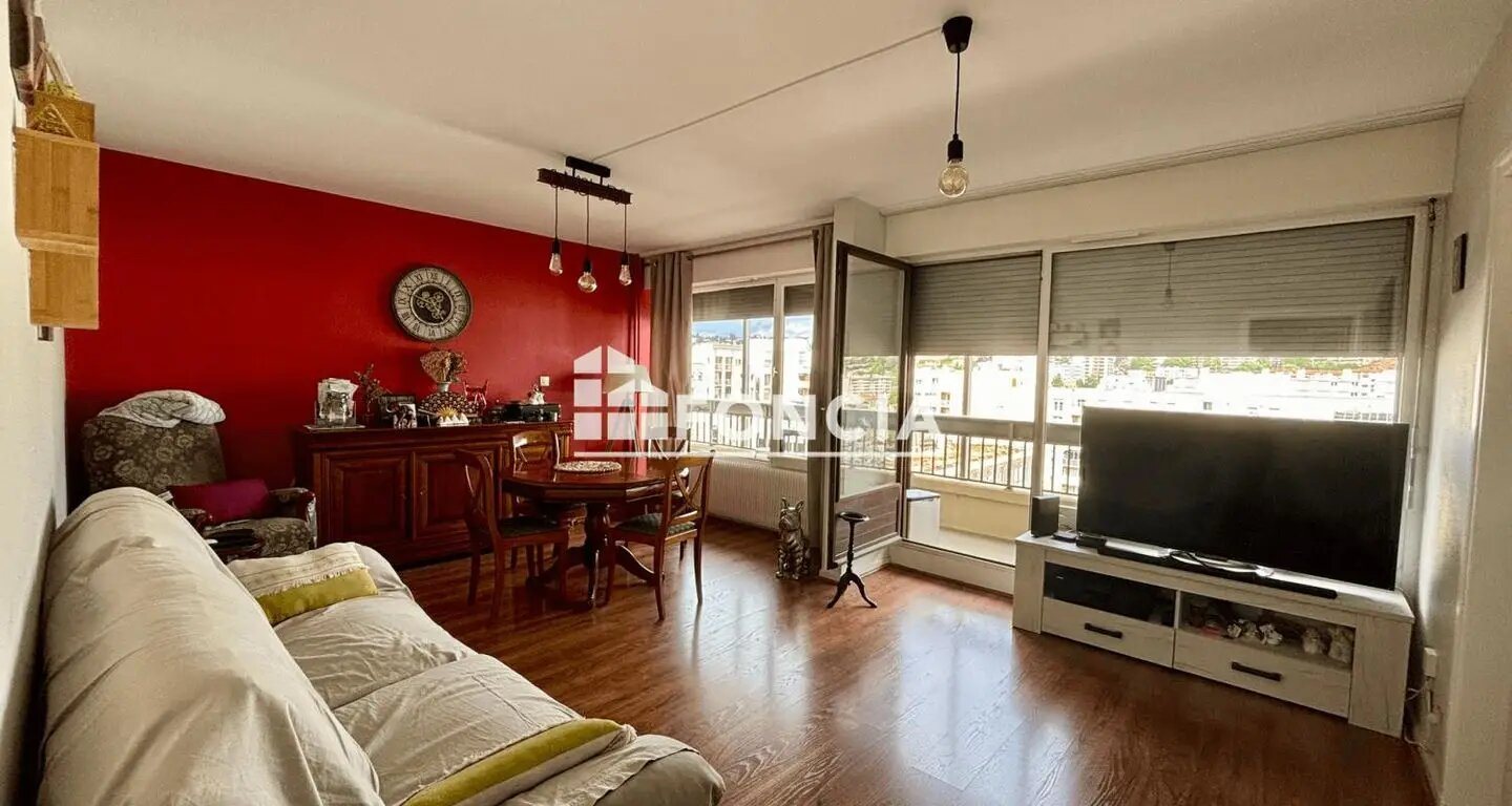 Appartement à vendre, 74m², Saint-Étienne