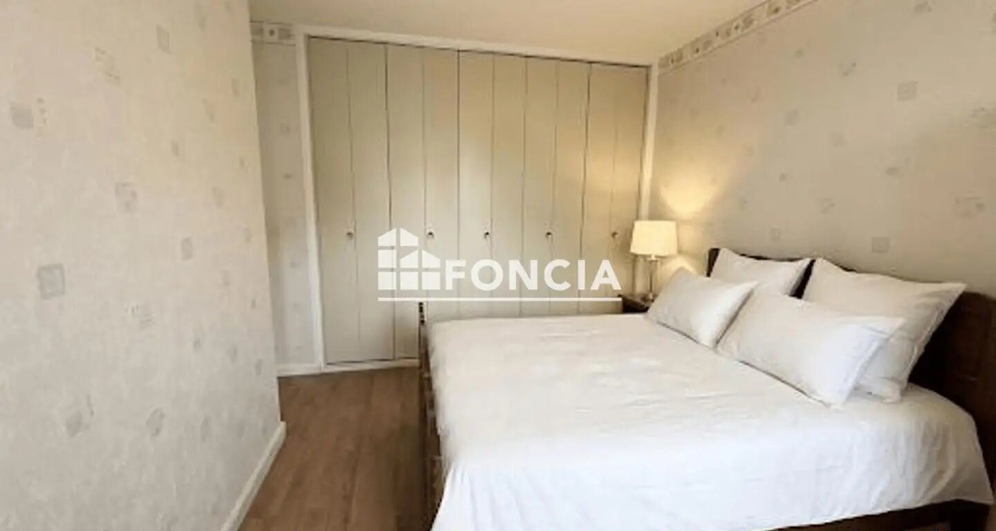 Appartement à vendre, 59m², Saint-Étienne