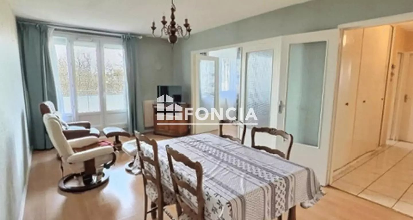 Appartement à vendre, 67m², Saint-Étienne