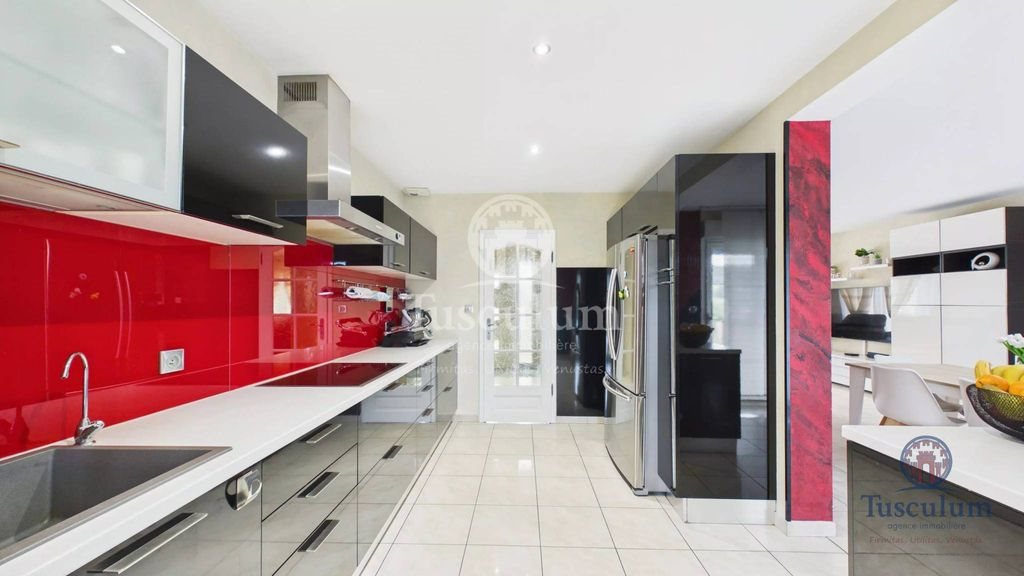 Maison à vendre, 151m², Elzange