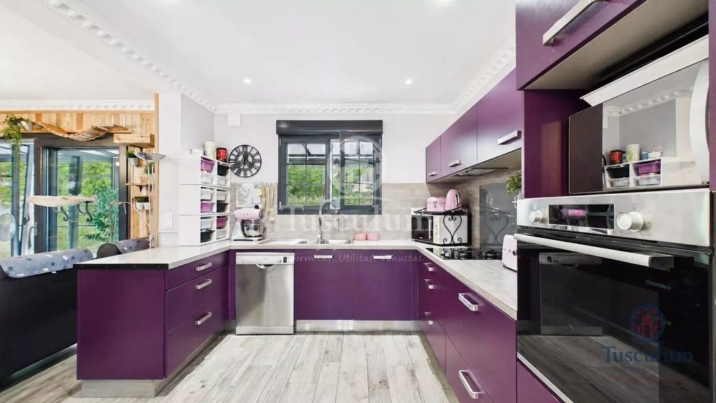 Maison à vendre, 146m², Russange