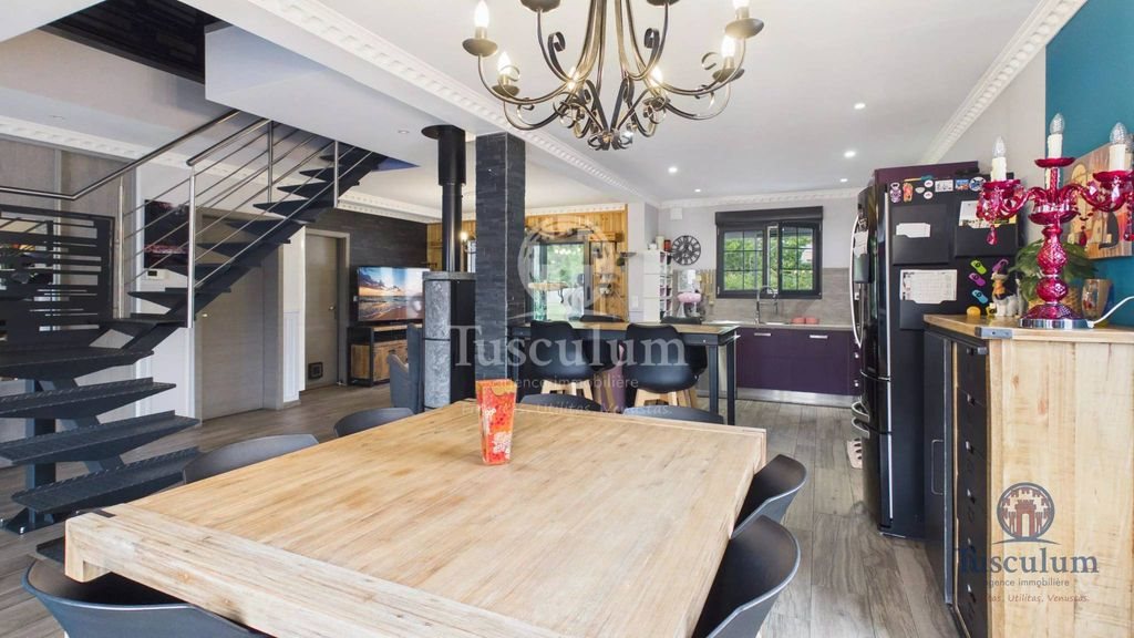 Maison à vendre, 146m², Russange