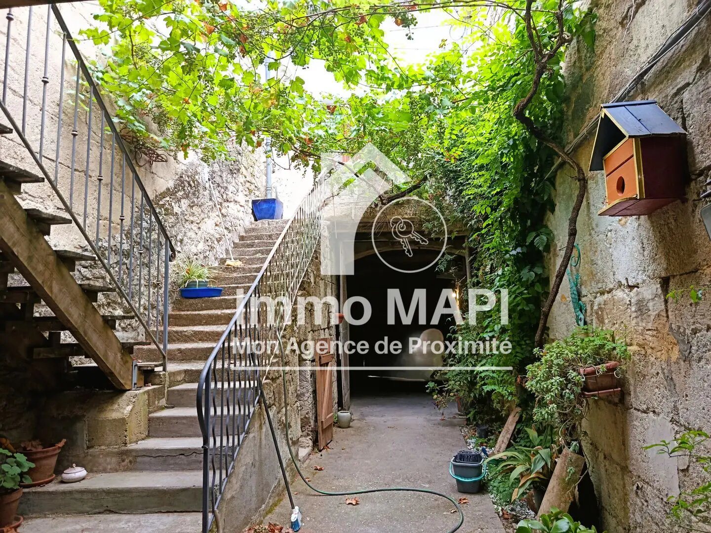 Appartement à louer, 104m², Sommières