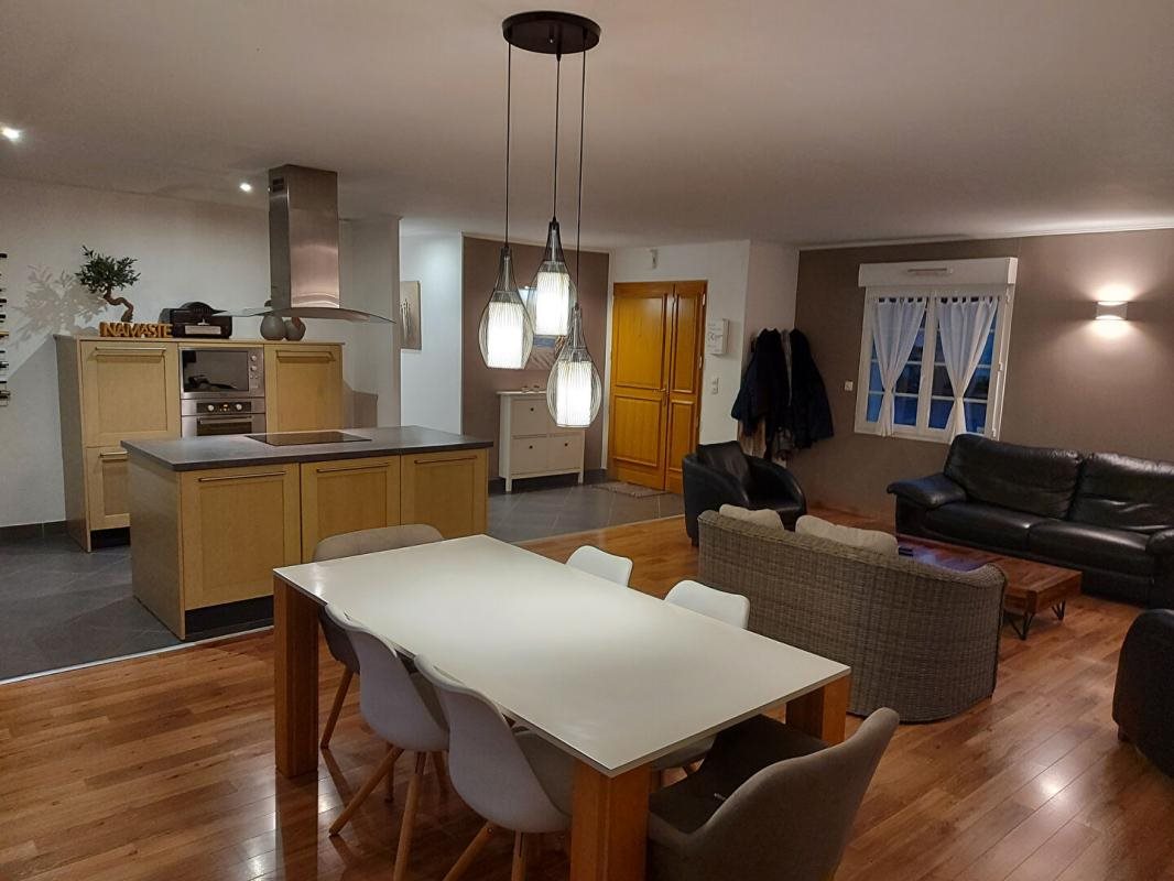 Maison à vendre, 142m², Saint-Quentin