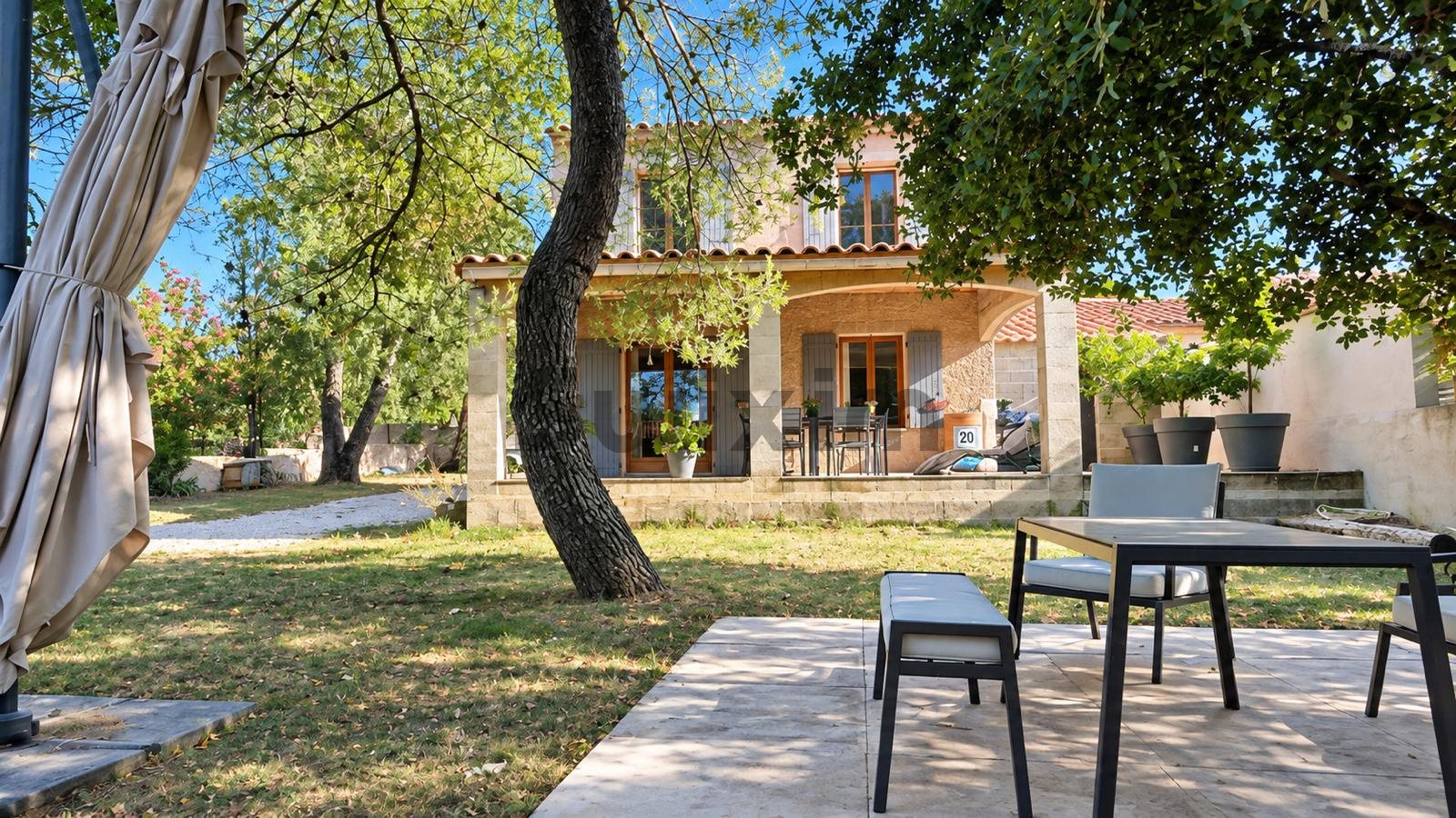 Maison à vendre, 78m², Uzès