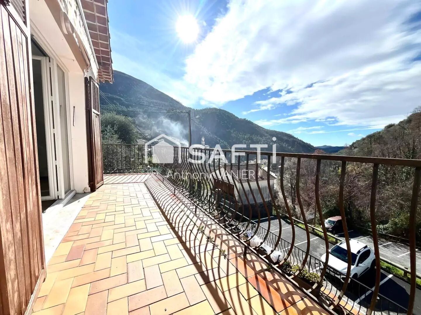 Appartement à louer, 96m², Lucéram