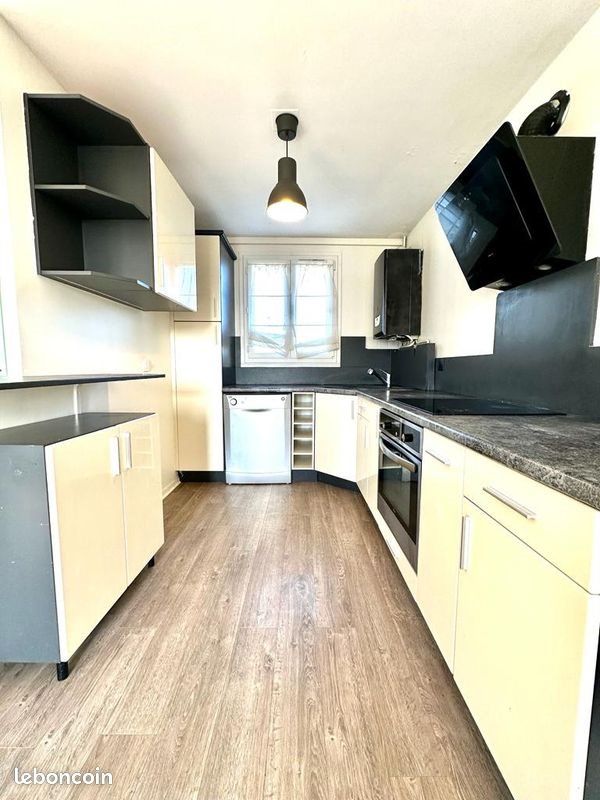 Maison à louer, 79m², Lisses