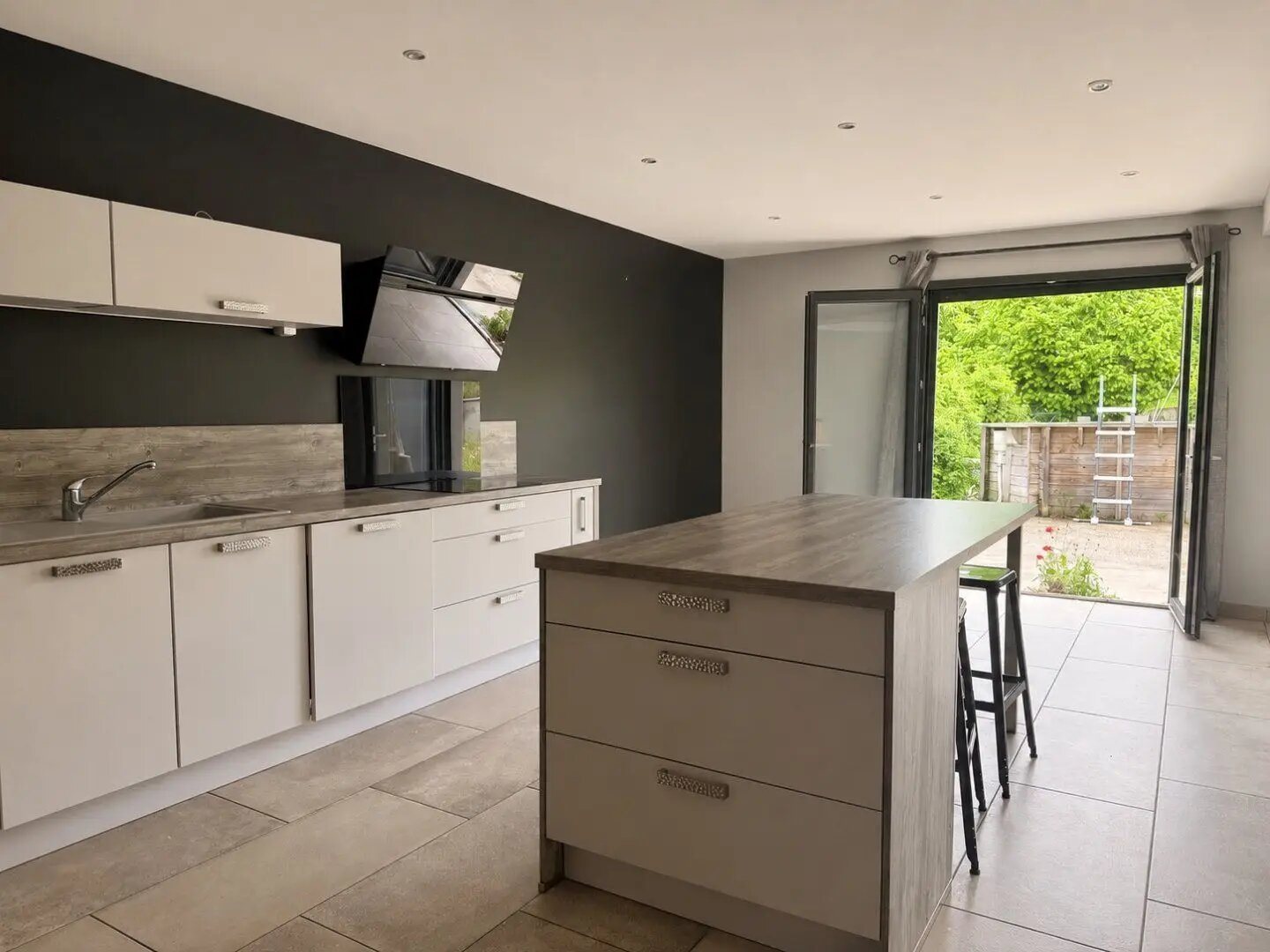 Maison à vendre, 142m², Loire-sur-Rhône