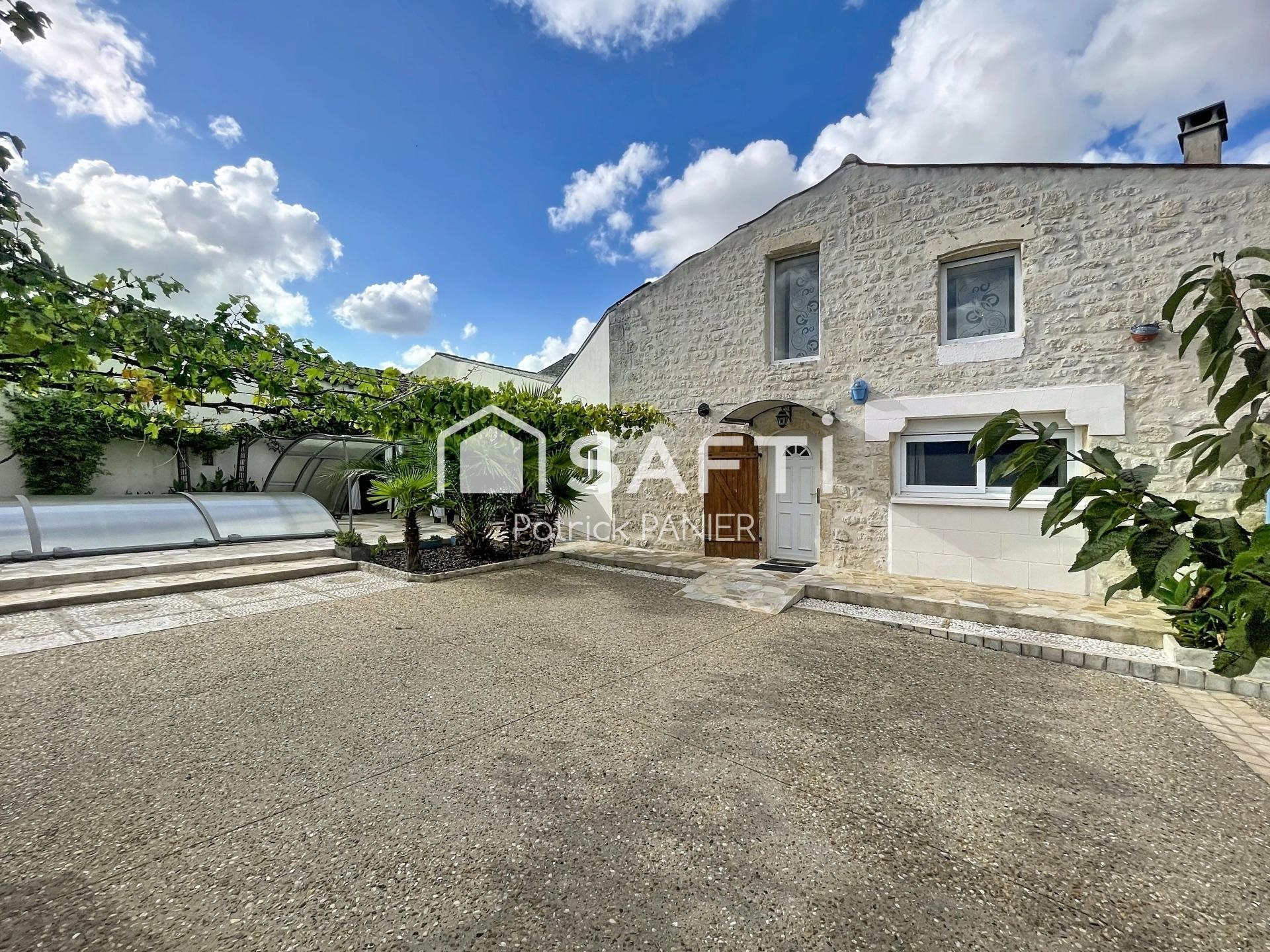 Maison à vendre, 242m², Néré