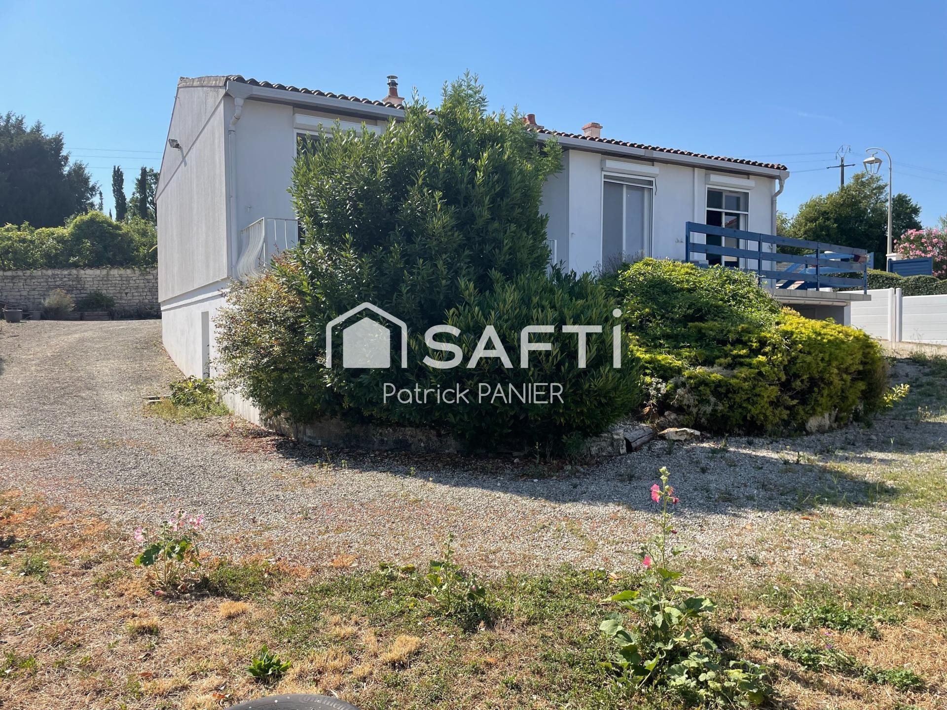 Maison à vendre, 97m², Dampierre-sur-Boutonne