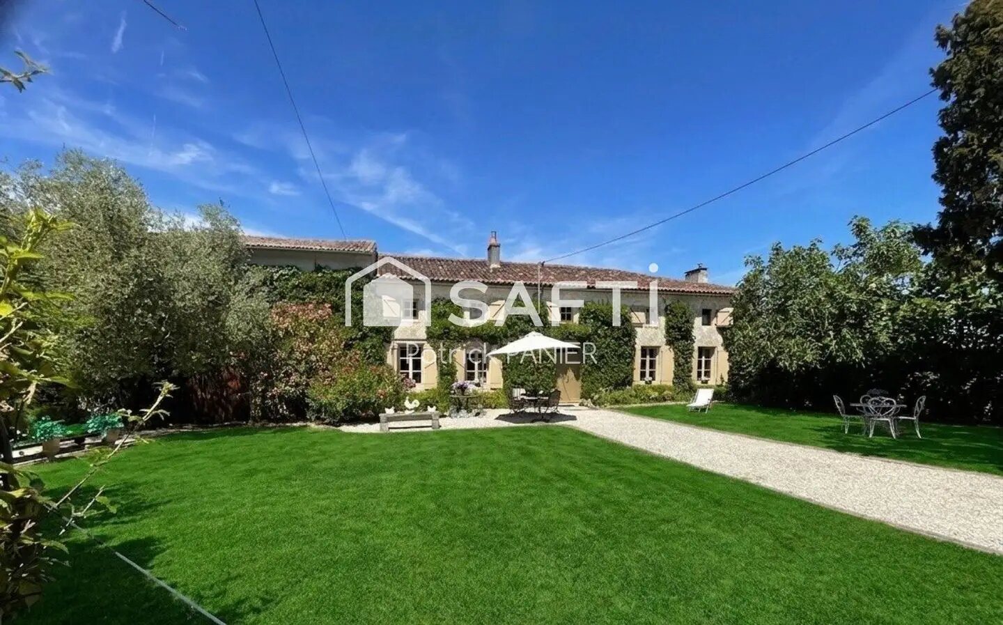 Maison à vendre, 218m², Saint-Pierre-de-Juillers
