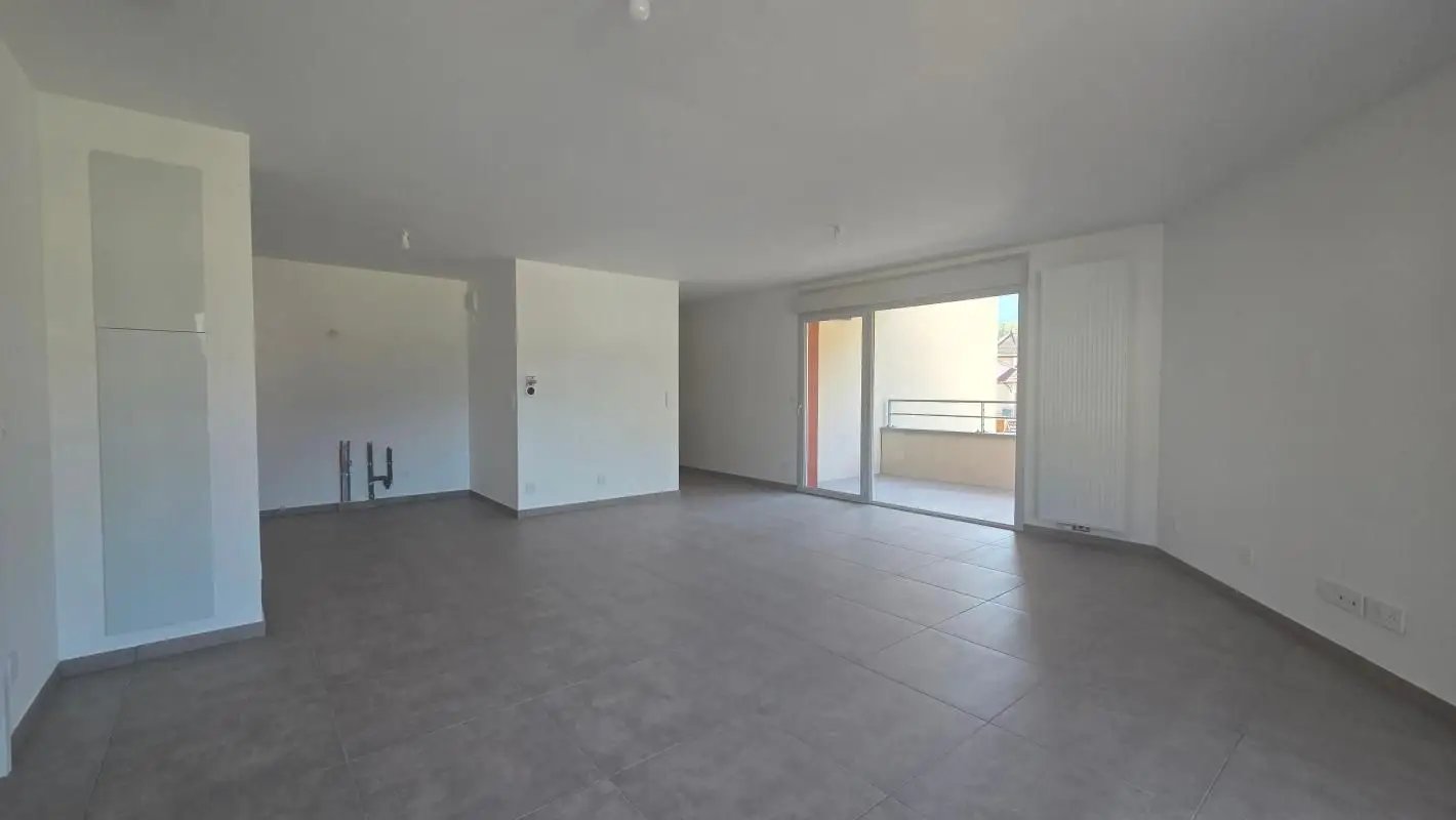 Appartement à vendre, 71m², Cluses