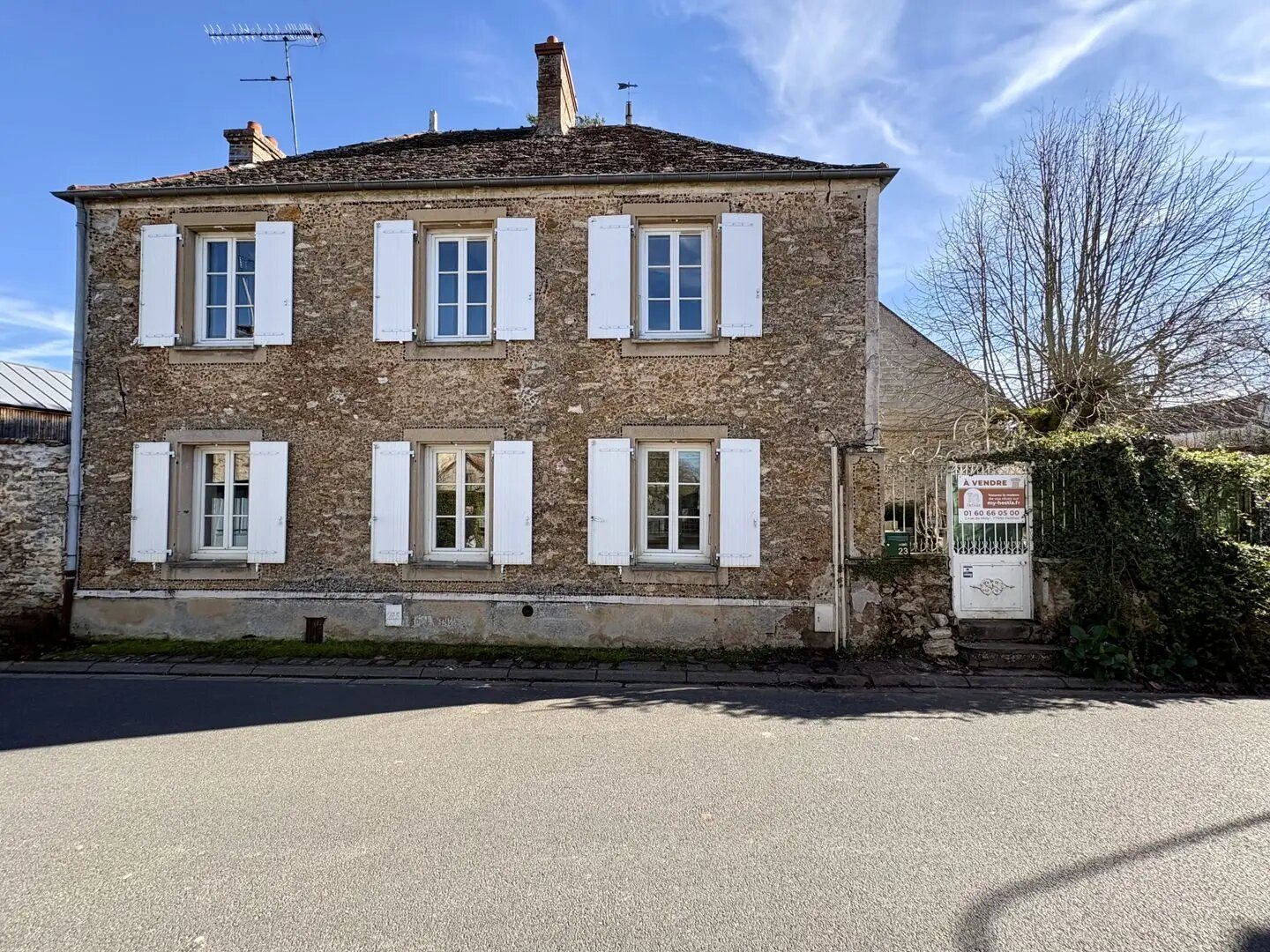 Maison à vendre, 174m², Saint-Sauveur-sur-Ecole