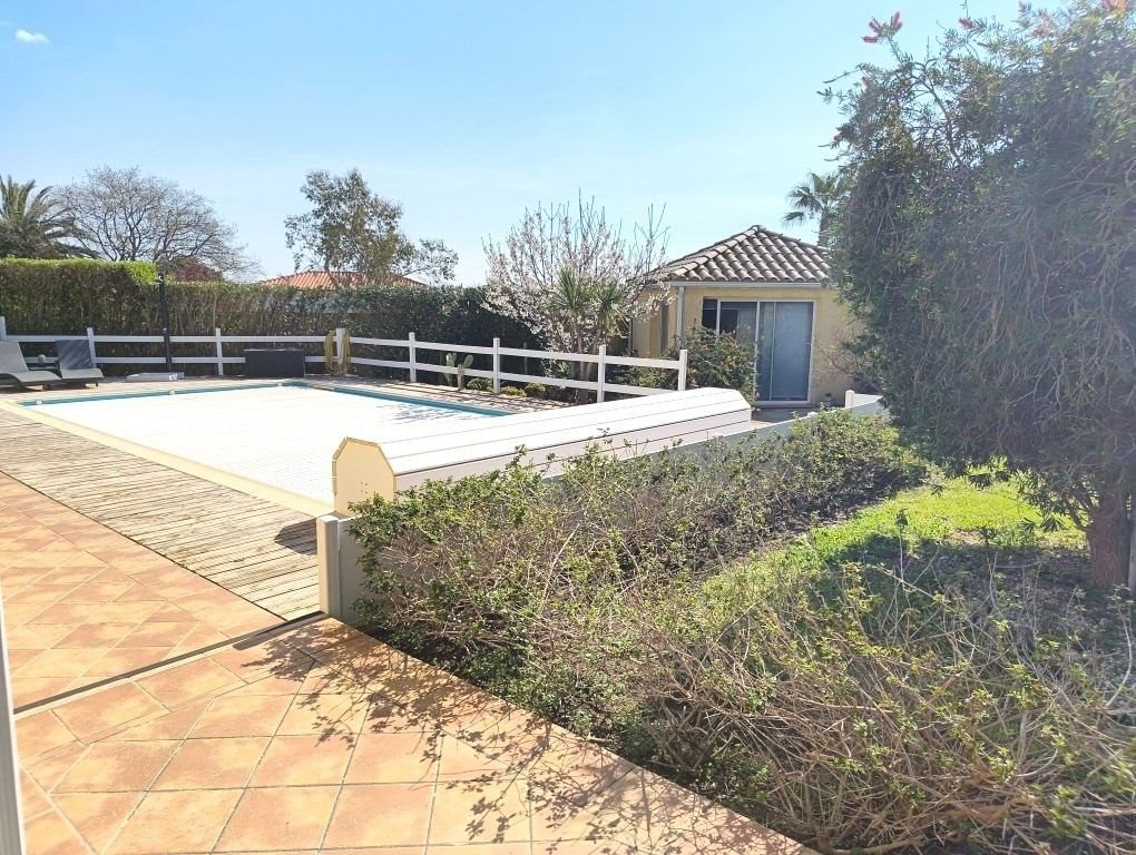 Maison à vendre, 120m², Pia