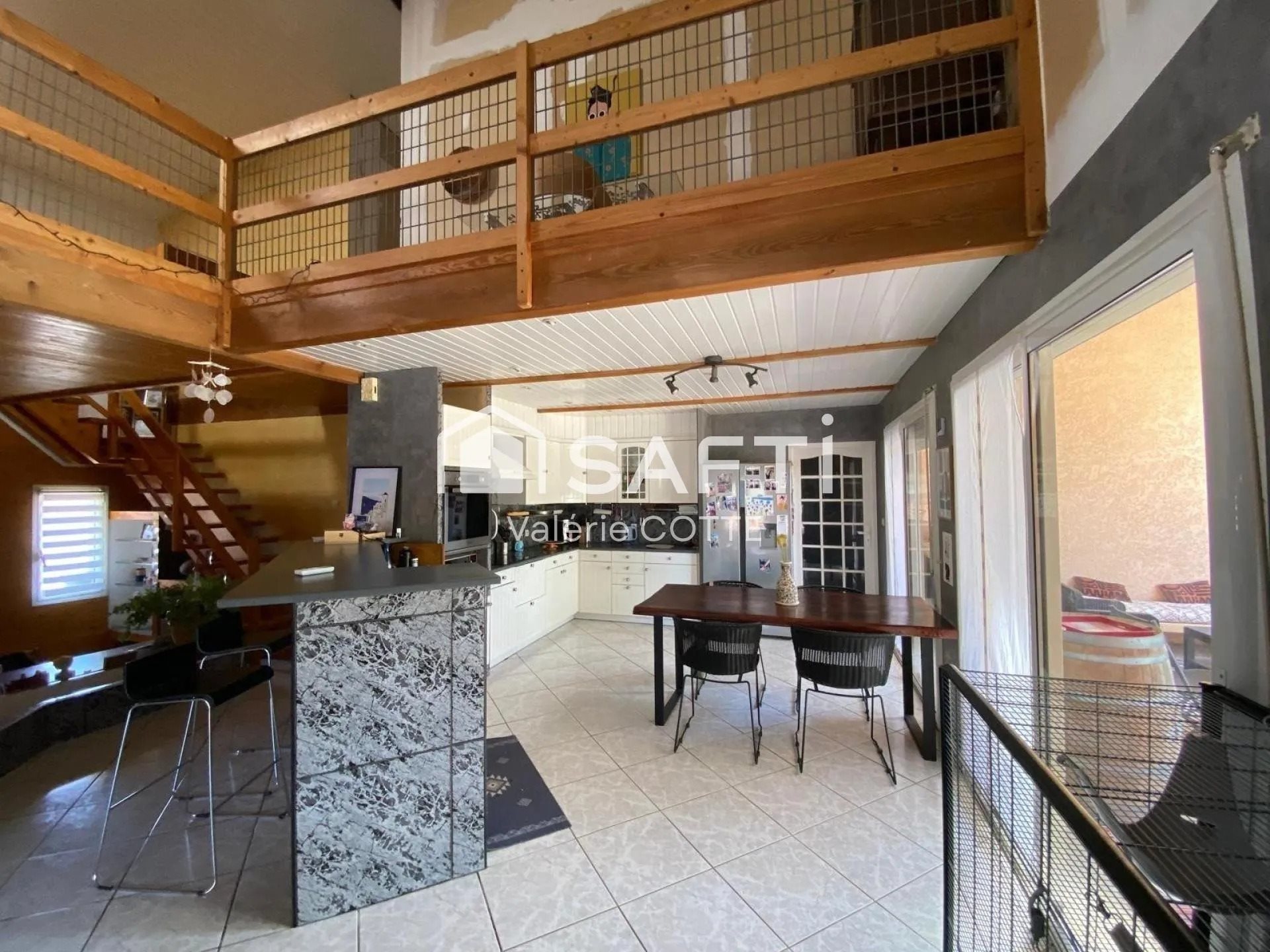 Maison à vendre, 360m², Laroque-des-Albères