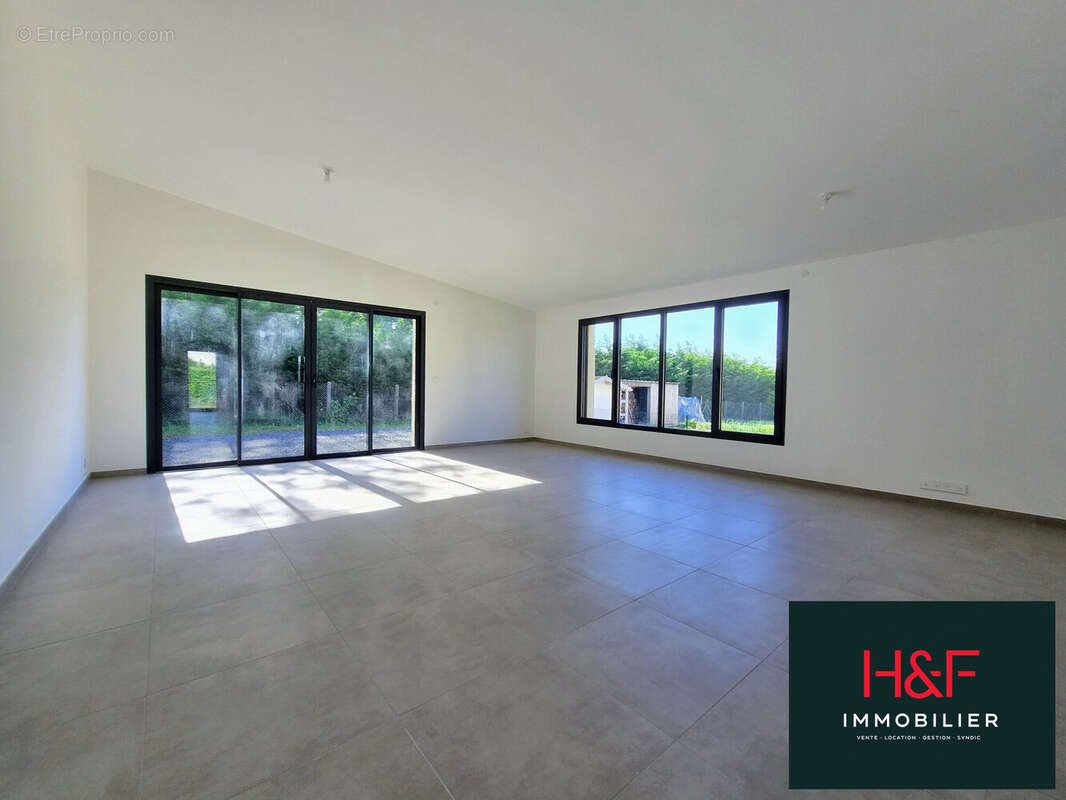 Maison à vendre, 180m², Port-en-Bessin-Huppain
