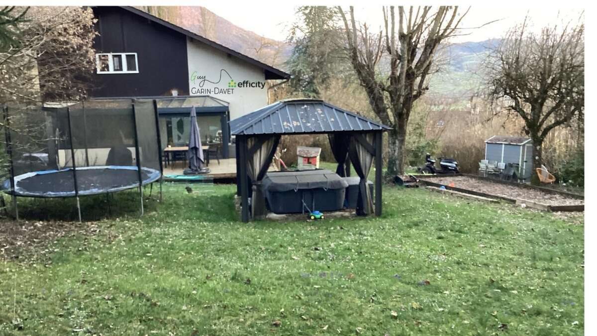 Maison à vendre, 145m², Viuz-en-Sallaz