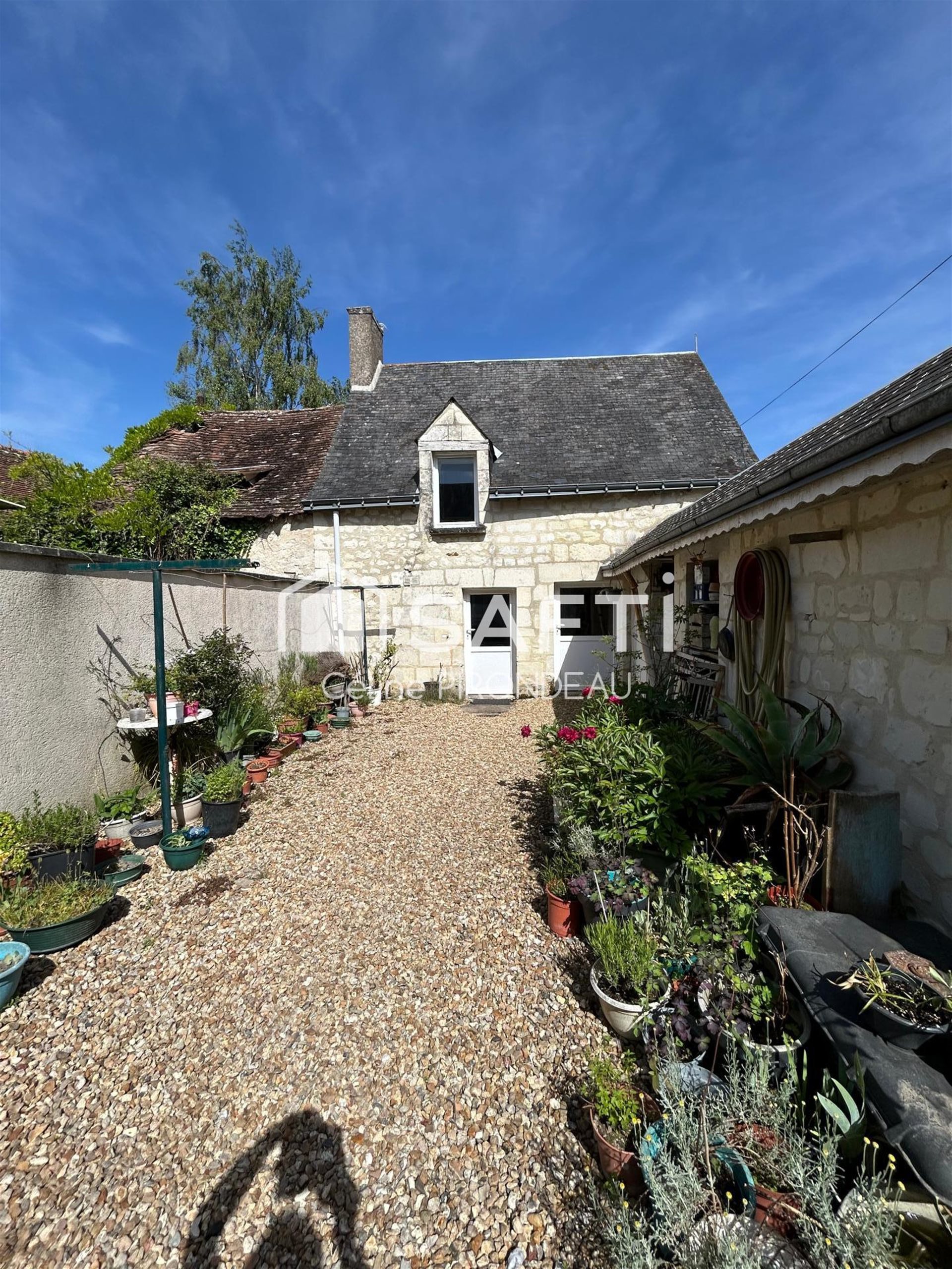 Maison à vendre, 117m², Vernoil-le-Fourrier