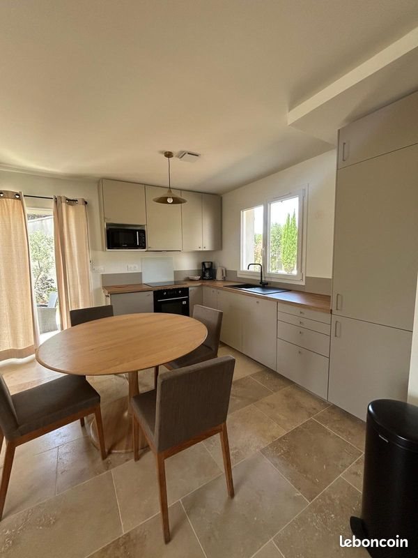 Appartement à louer, 70m², La Fare-les-Oliviers