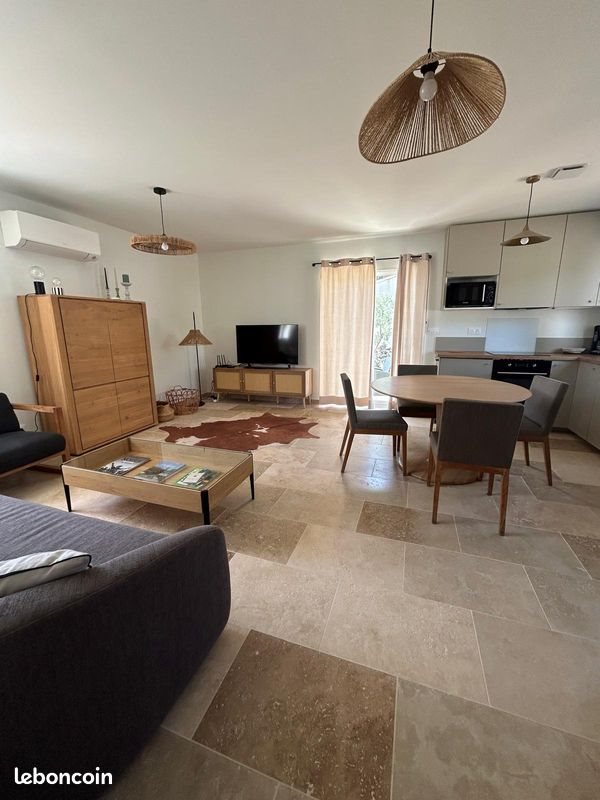 Appartement à louer, 70m², La Fare-les-Oliviers