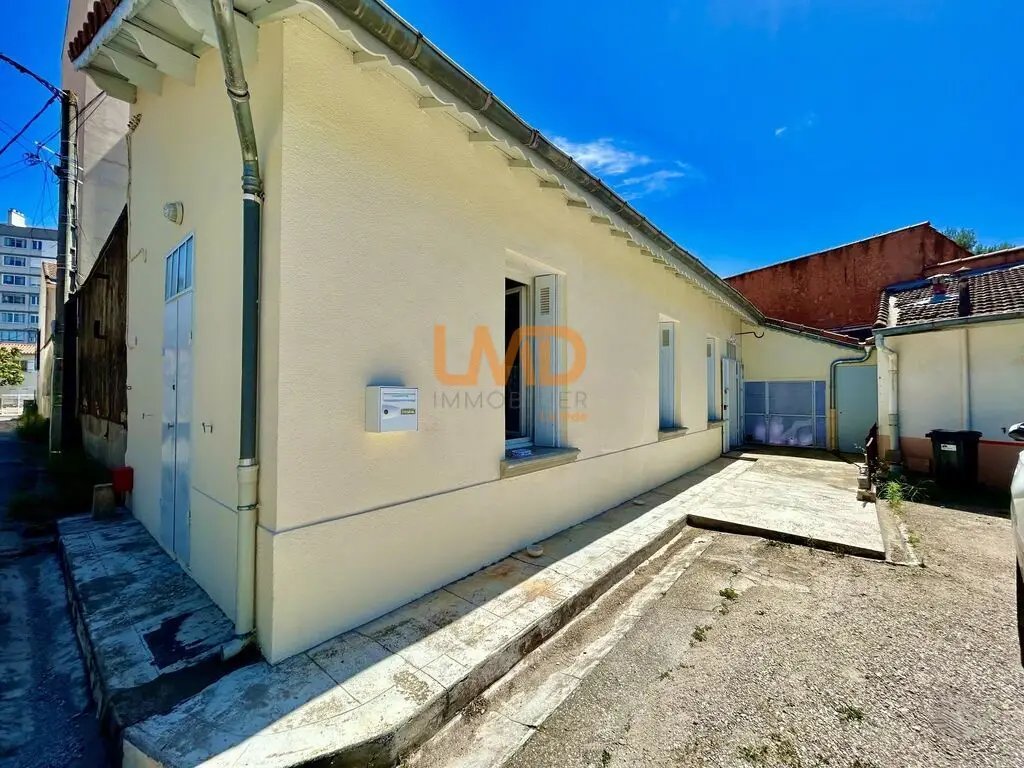 Maison à vendre, 65m², Nîmes