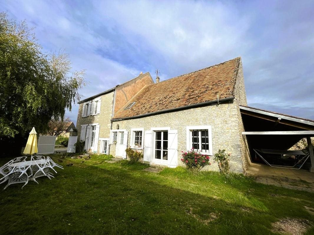 Maison à vendre, 236m², Sainville