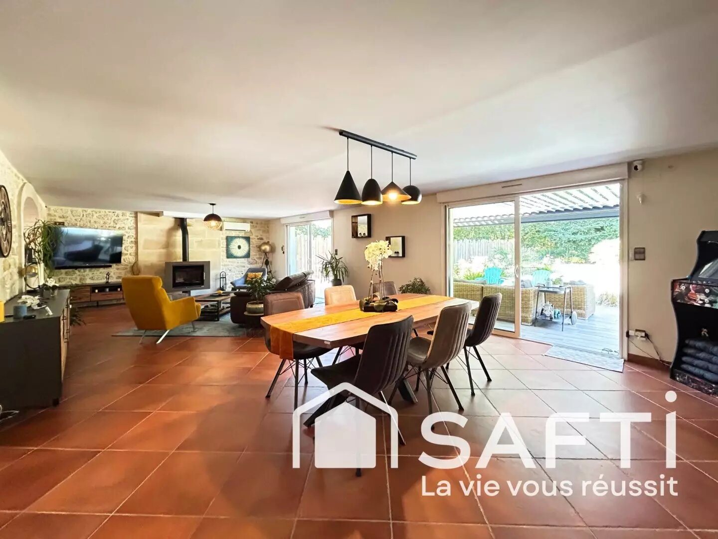 Maison à vendre, 223m², Vayres