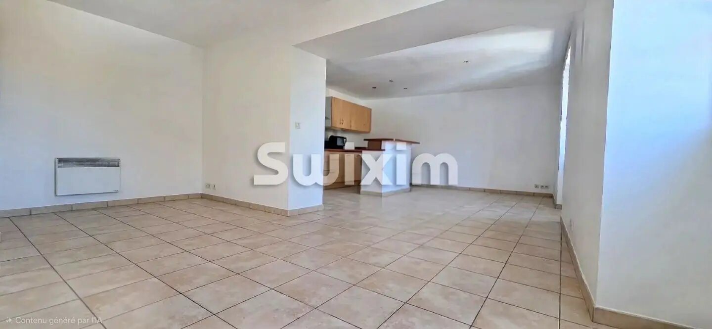 Maison à louer, 84m², Caderousse